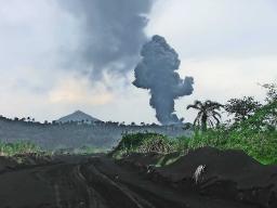 The volcano as seen from the approach road