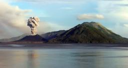 The volcano closer up