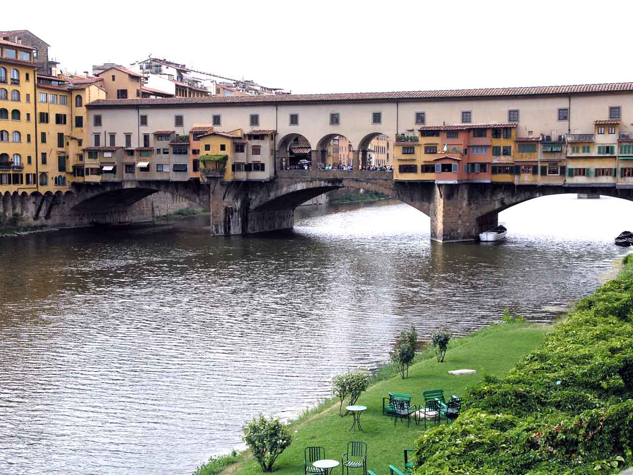 Ponte Vecchio (Old Bridge) is the oldest bridge in Florence crossing the river Arno. Ponte Vecchio (Old Bridge) is the oldest bridge in Florence crossing the river Arno.