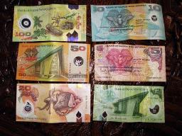 PNG folding currency