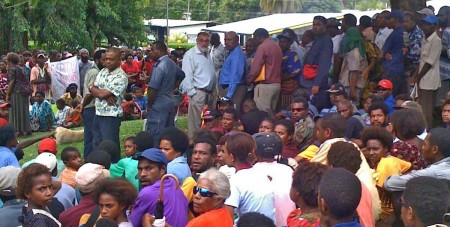 Madang Anti-Violence Protest shots by Heather Young-Leslie