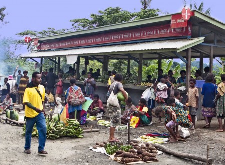 A market on the way to Usino