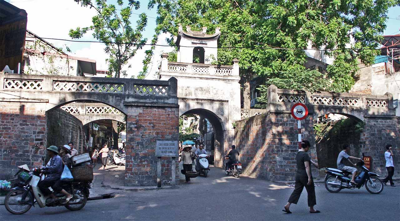 Hanoi street scene